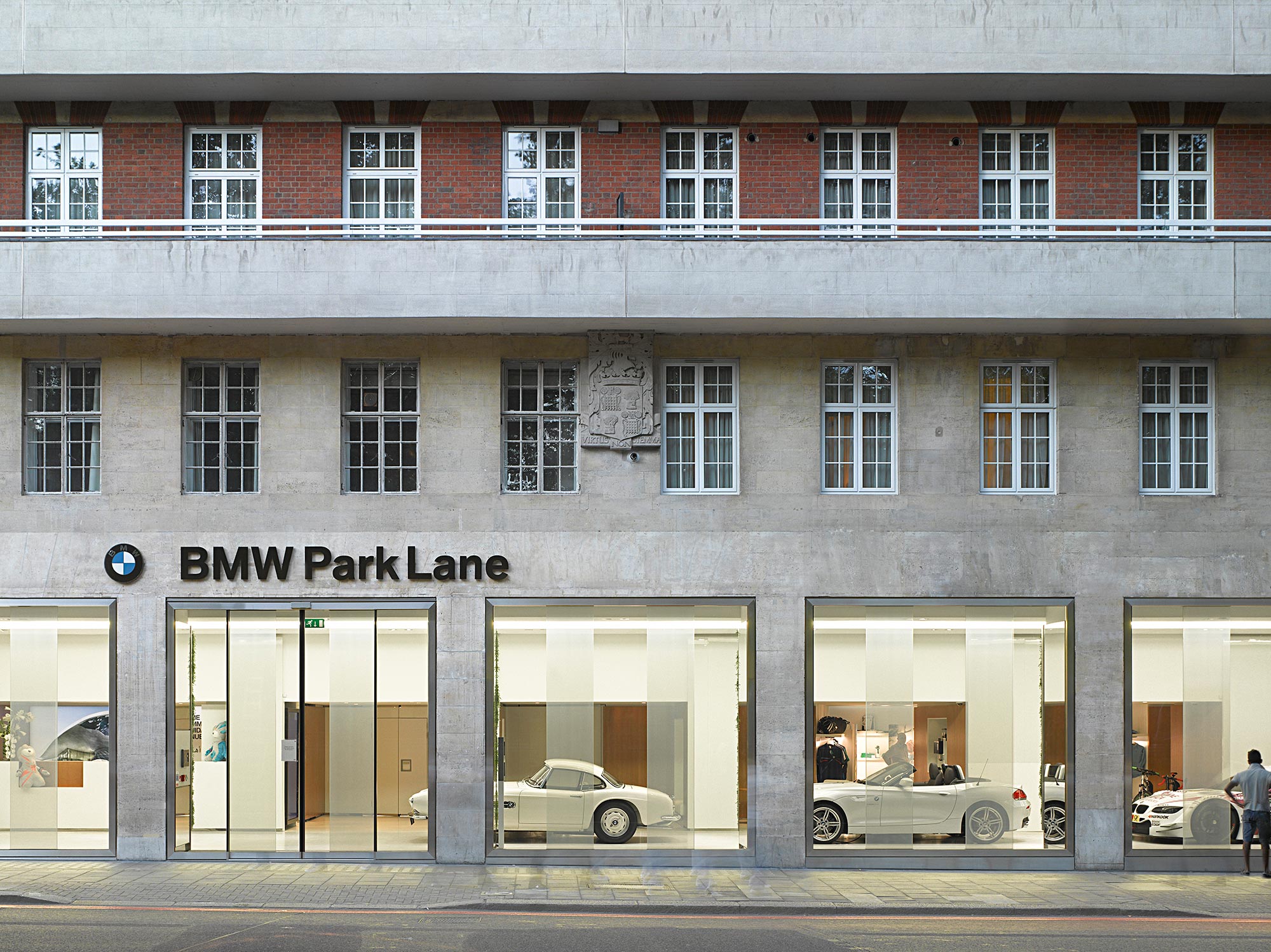 BMW PARK LANE, London Carbondale