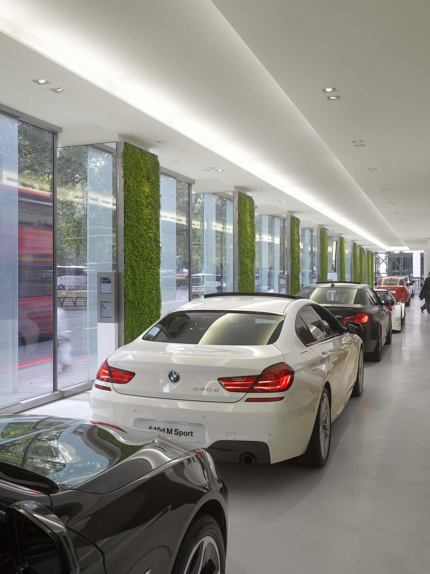 BMW PARK LANE, London Carbondale