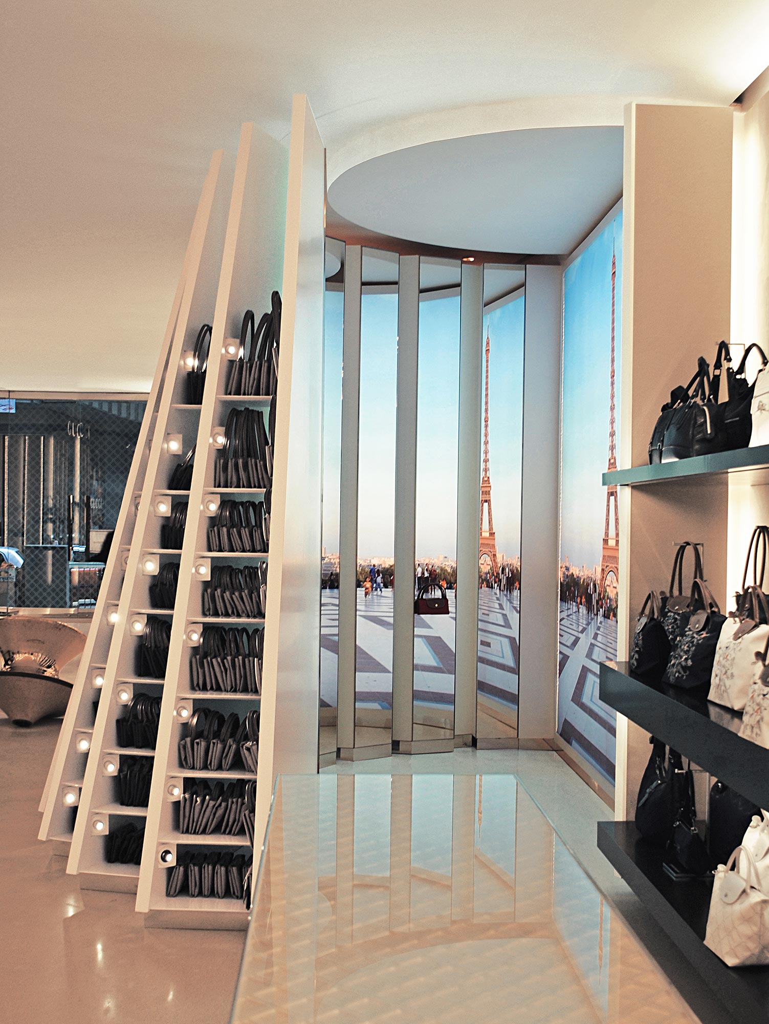 EIFFEL MIRROR, Hong Kong Carbondale