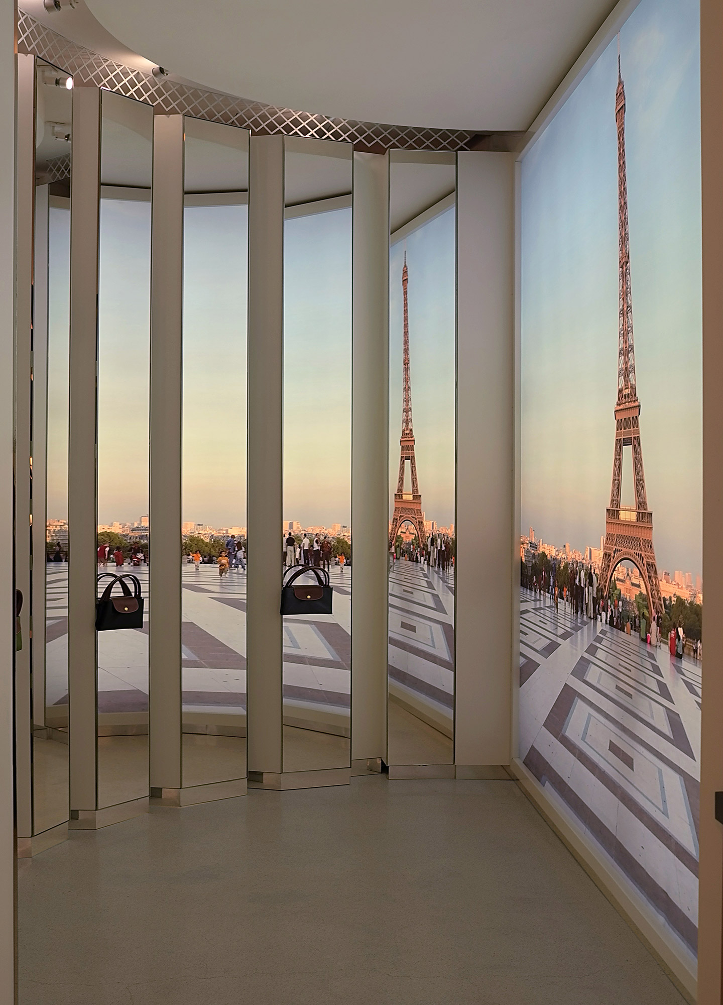 EIFFEL MIRROR, Hong Kong Carbondale