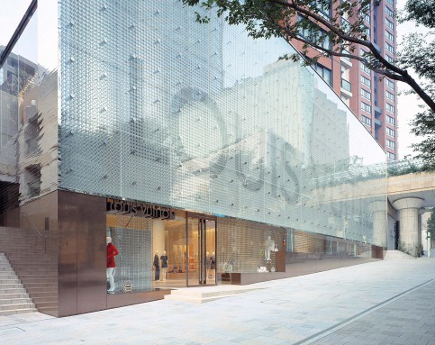 Louis vuitton store  Retail facade, Facade architecture