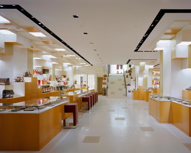 louis vuitton ginza interior